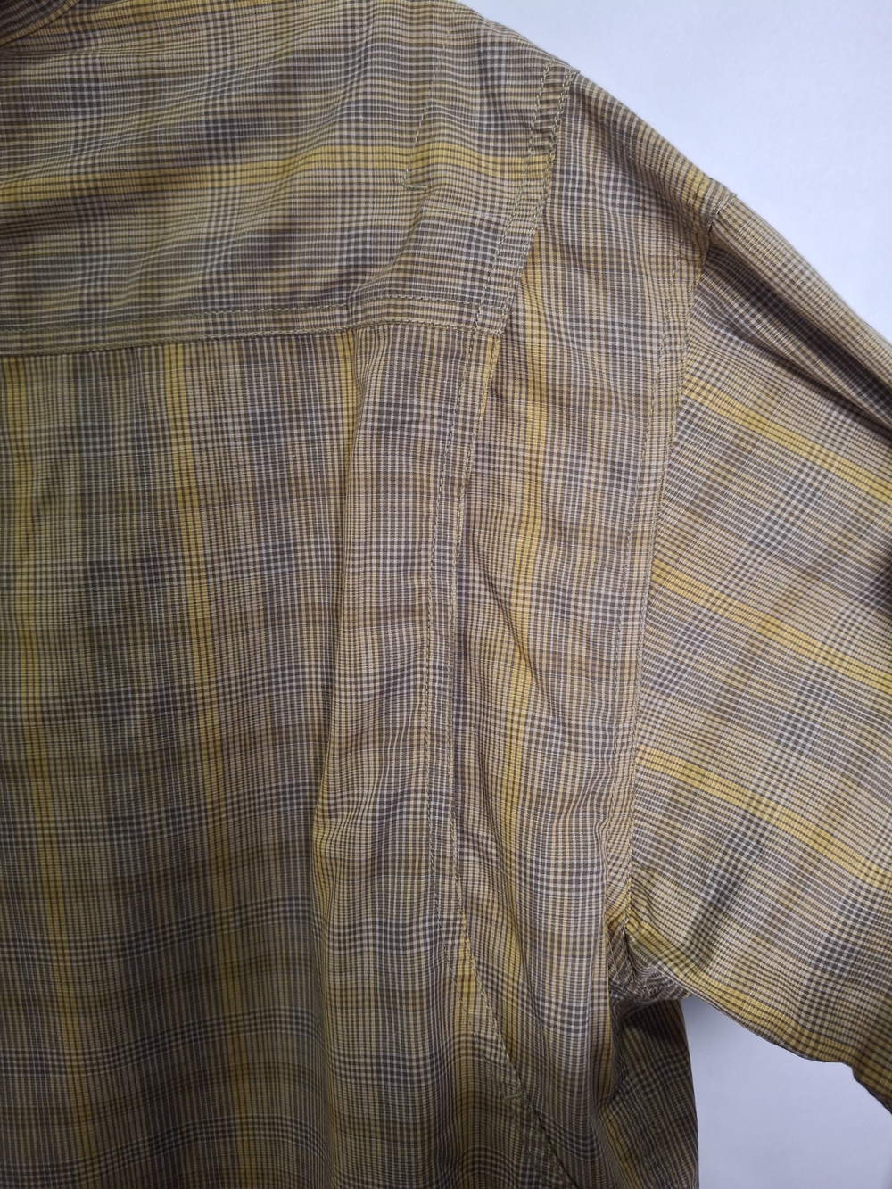 Columbia Men's Yellow Plaid Long-Sleeve Button-Down Shirt - Picture 9 of 9
